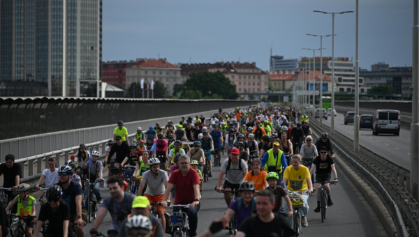Světová cyklojízda v Praze 2026